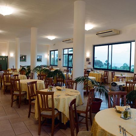 Villaggio Pineta Petto Bianco Capo Vaticano Εξωτερικό φωτογραφία