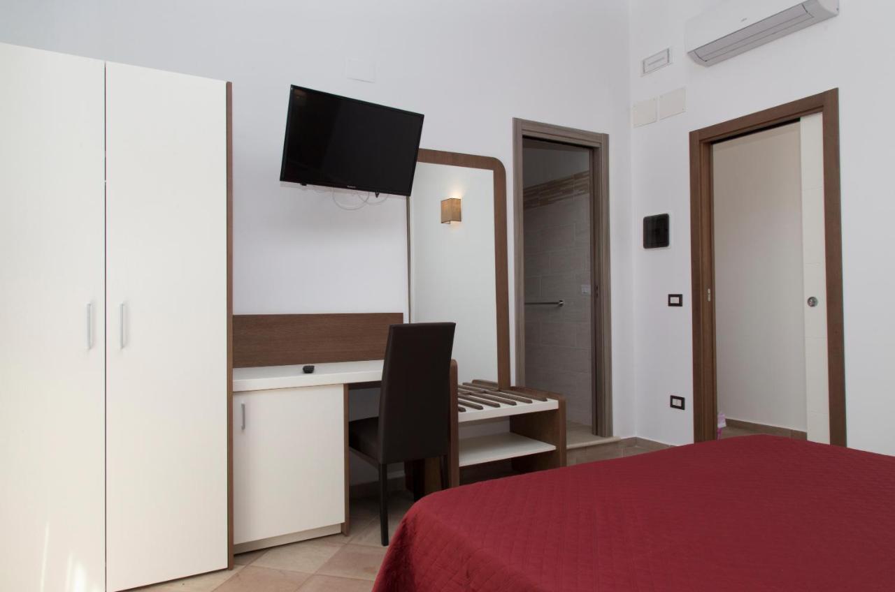 Villaggio Pineta Petto Bianco Capo Vaticano Εξωτερικό φωτογραφία