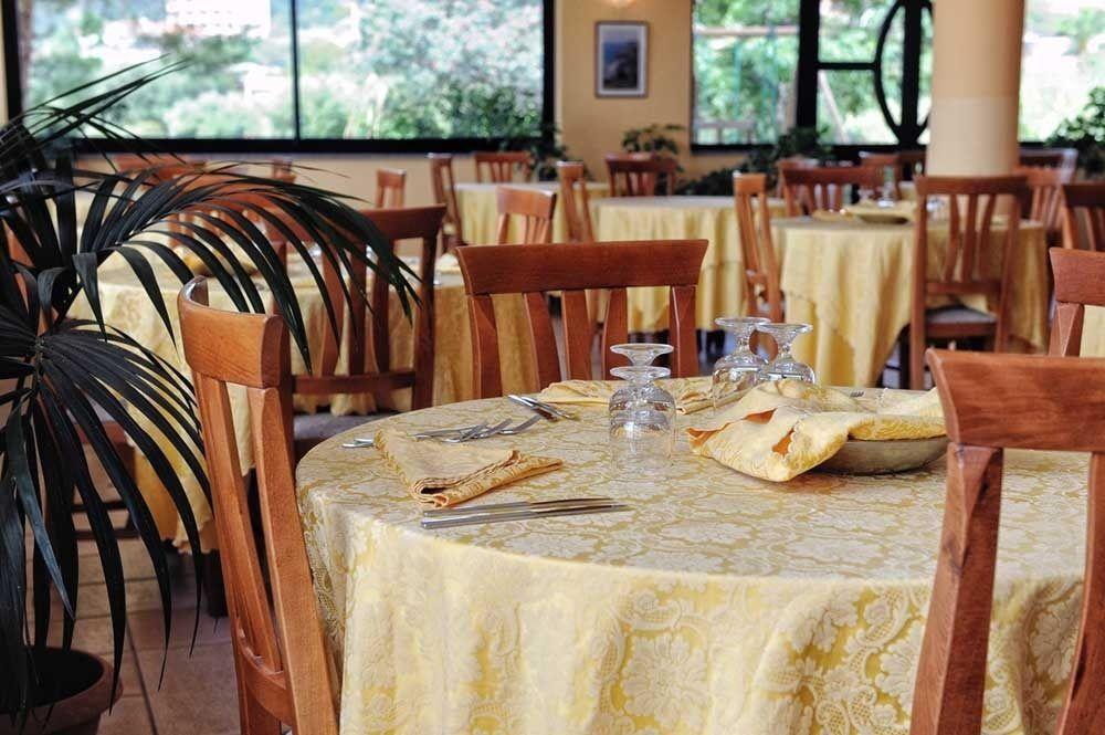 Villaggio Pineta Petto Bianco Capo Vaticano Εξωτερικό φωτογραφία